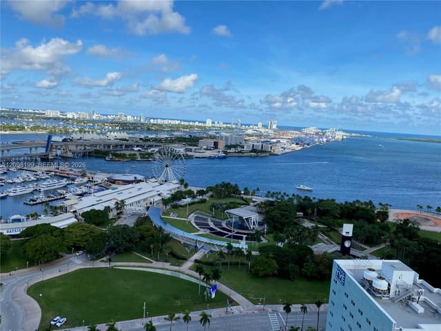 253 NE 2nd St # 3007, Miami FL 33132 - Miami, FL - Photo 4