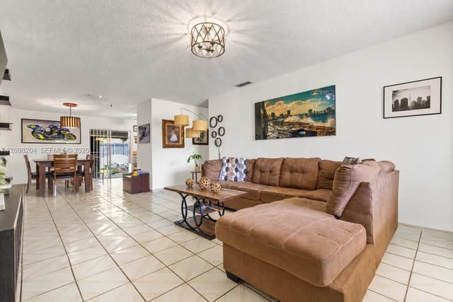 9041 SW 42nd St, Miami FL 33165 - Miami, FL - Photo 6