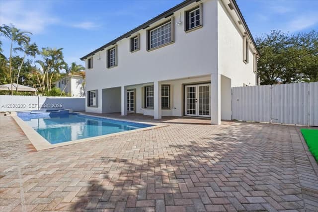 16310 NW 84th Ct, Miami Lakes FL 33016 - Miami Lakes, FL - Photo 6