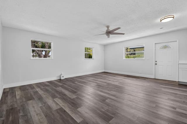 1025 W 7TH Street, Riviera Beach FL 33404 - Riviera Beach, FL - Photo 5