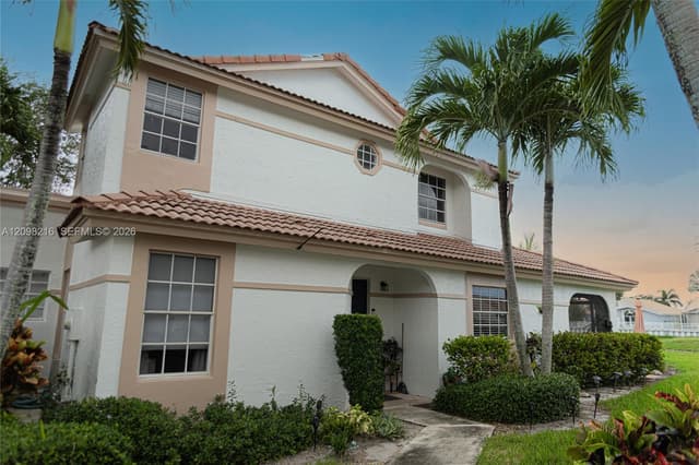 3307 Deer Creek Alba Way, Deerfield Beach FL 33442 - Deerfield Beach, FL - Photo 2