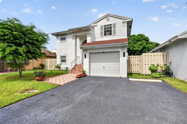 10747 NW 37th Pl, Sunrise FL 33351 - Sunrise, FL - Photo 2