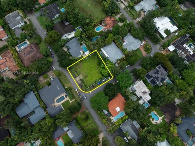 6001 SW 82nd St, South Miami FL 33143 - South Miami, FL - Photo 2