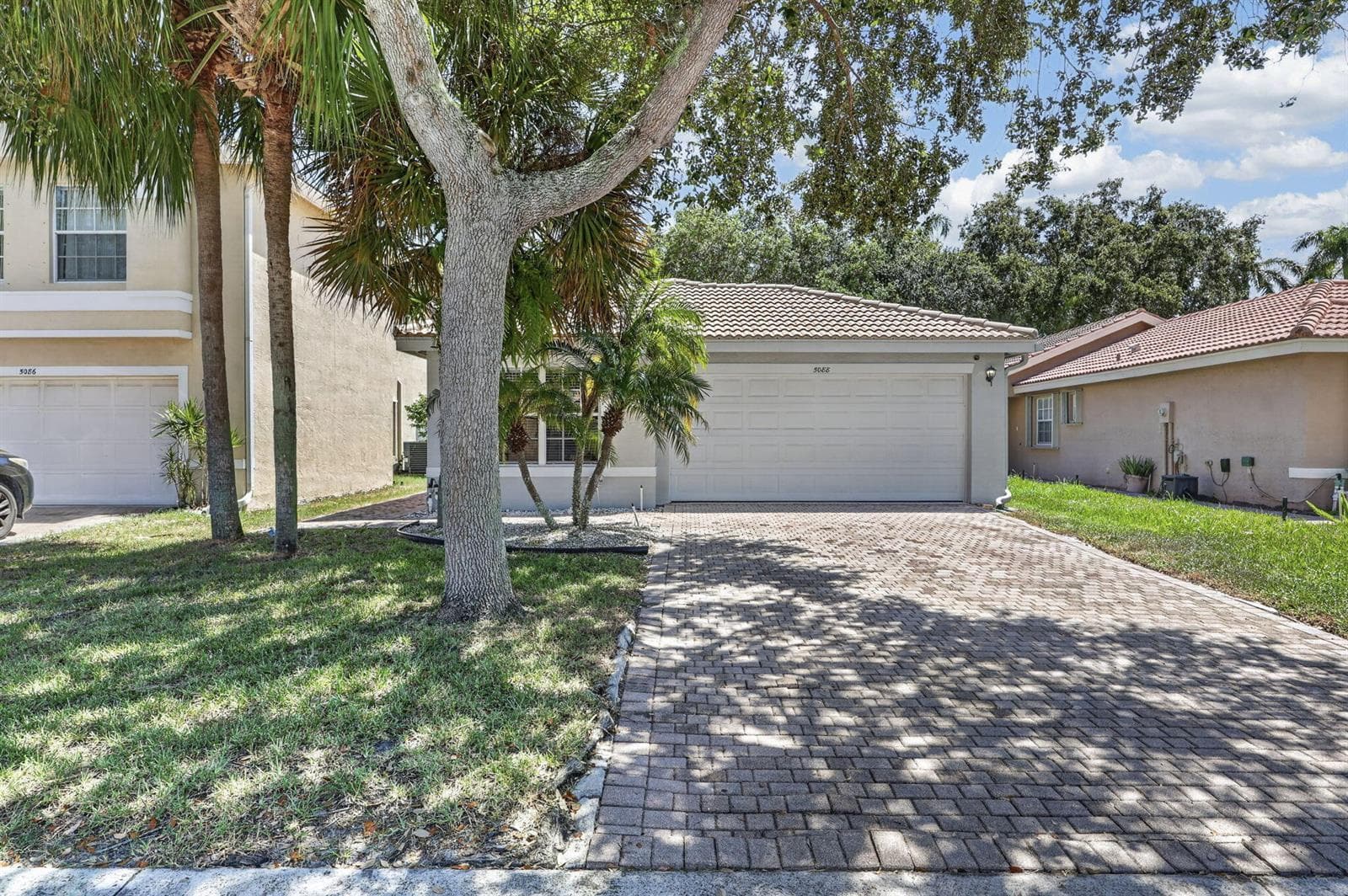 5088 Northern Lights Drive, FL 33463 - Photo 1
