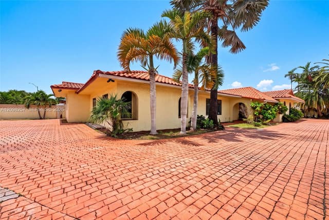 5550 SW 87th Ave, Miami FL 33165 - Miami, FL - Photo 2