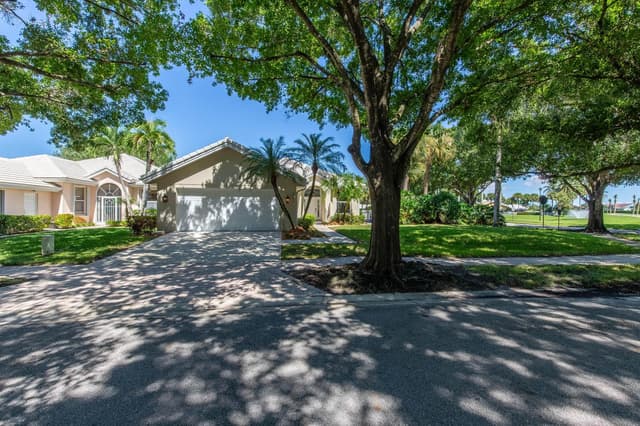 1285 GATOR Trail, West Palm Beach FL 33409 - West Palm Beach, FL - Photo 3
