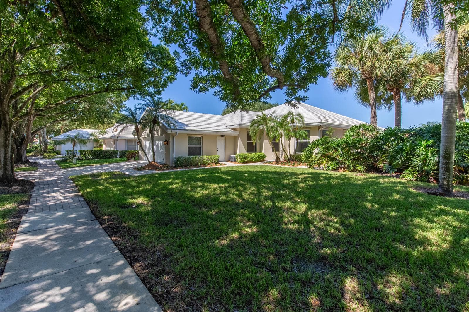 1285 GATOR Trail, West Palm Beach FL 33409 - West Palm Beach, FL - Photo 1