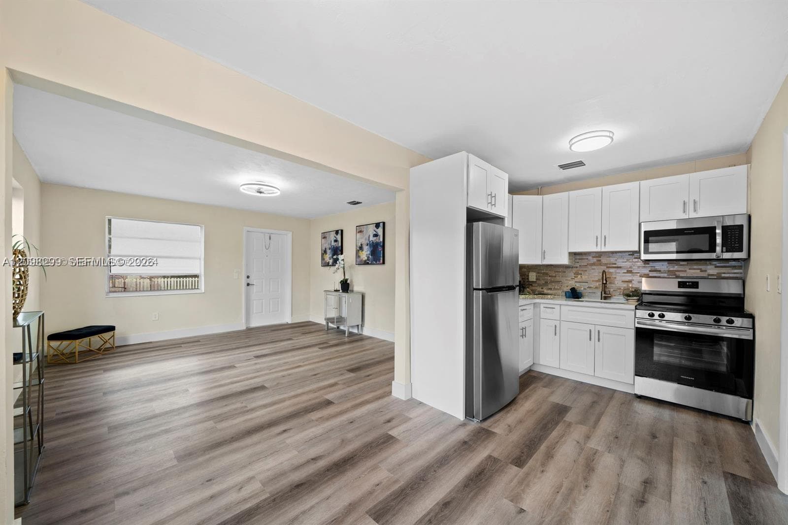 7532 Farragut St, Hollywood FL 33024 - Hollywood, FL - Photo 1
