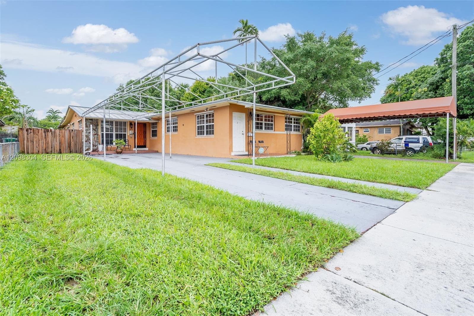 2815 SW 36th Ave, Miami FL 33133 - Miami, FL - Photo 1
