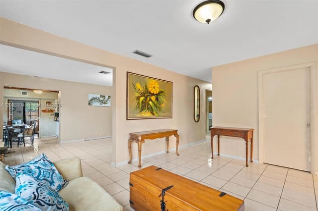 2815 SW 36th Ave, Miami FL 33133 - Miami, FL - Photo 5