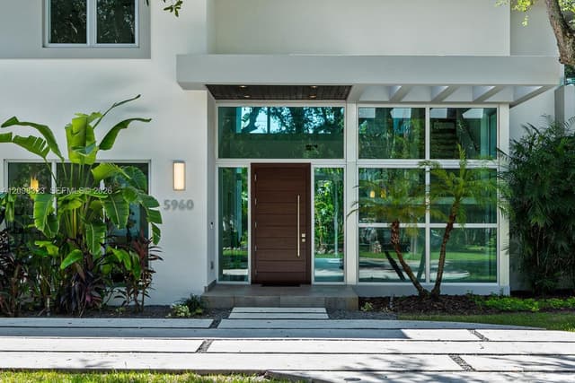5960 SW 79th St, South Miami FL 33143 - South Miami, FL - Photo 2