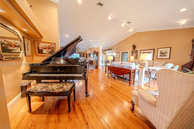 10071 NW 7th St, Plantation FL 33324 - Plantation, FL - Photo 7