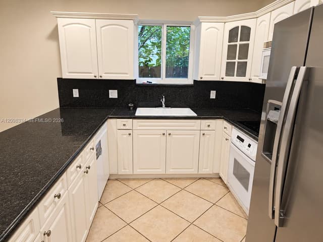 3280 Gifford Ln # 3280, Miami FL 33133 - Miami, FL - Photo 7