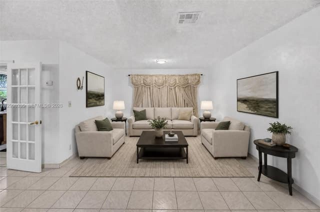 6571 SW 7th Ct, North Lauderdale FL 33068 - North Lauderdale, FL - Photo 6