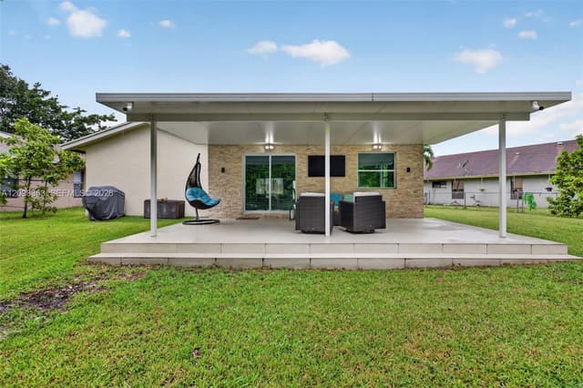 4904 NW 96th Ave, Sunrise FL 33351 - Sunrise, FL - Photo 5