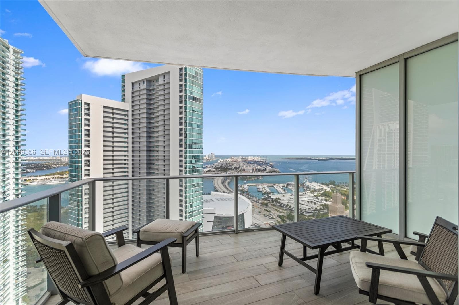 851 NE 1st Ave # 3707, Miami FL 33132 - Miami, FL - Photo 1