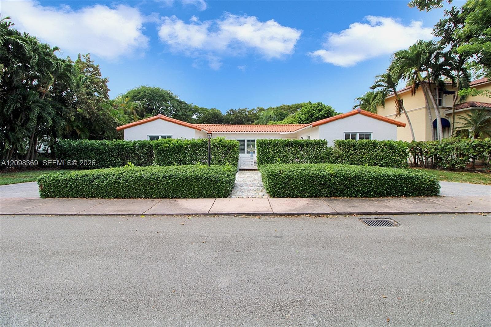 1110 Wallace St, Coral Gables FL 33134 - Coral Gables, FL - Photo 1