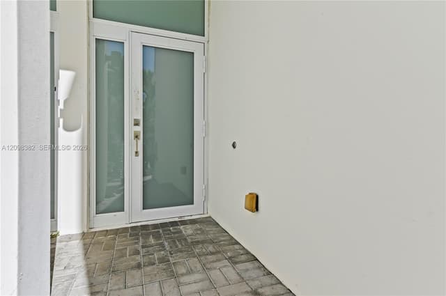 2461 NE 135th St, North Miami FL 33181 - North Miami, FL - Photo 2