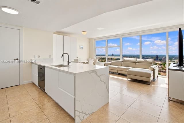 1830 S Ocean Dr # 3607, Hallandale Beach FL 33009 - Hallandale Beach, FL - Photo 4