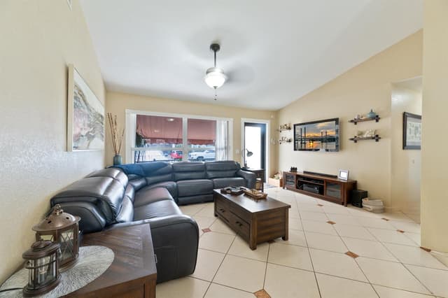 11841 NW 33RD Street, Sunrise FL 33323 - Sunrise, FL - Photo 6