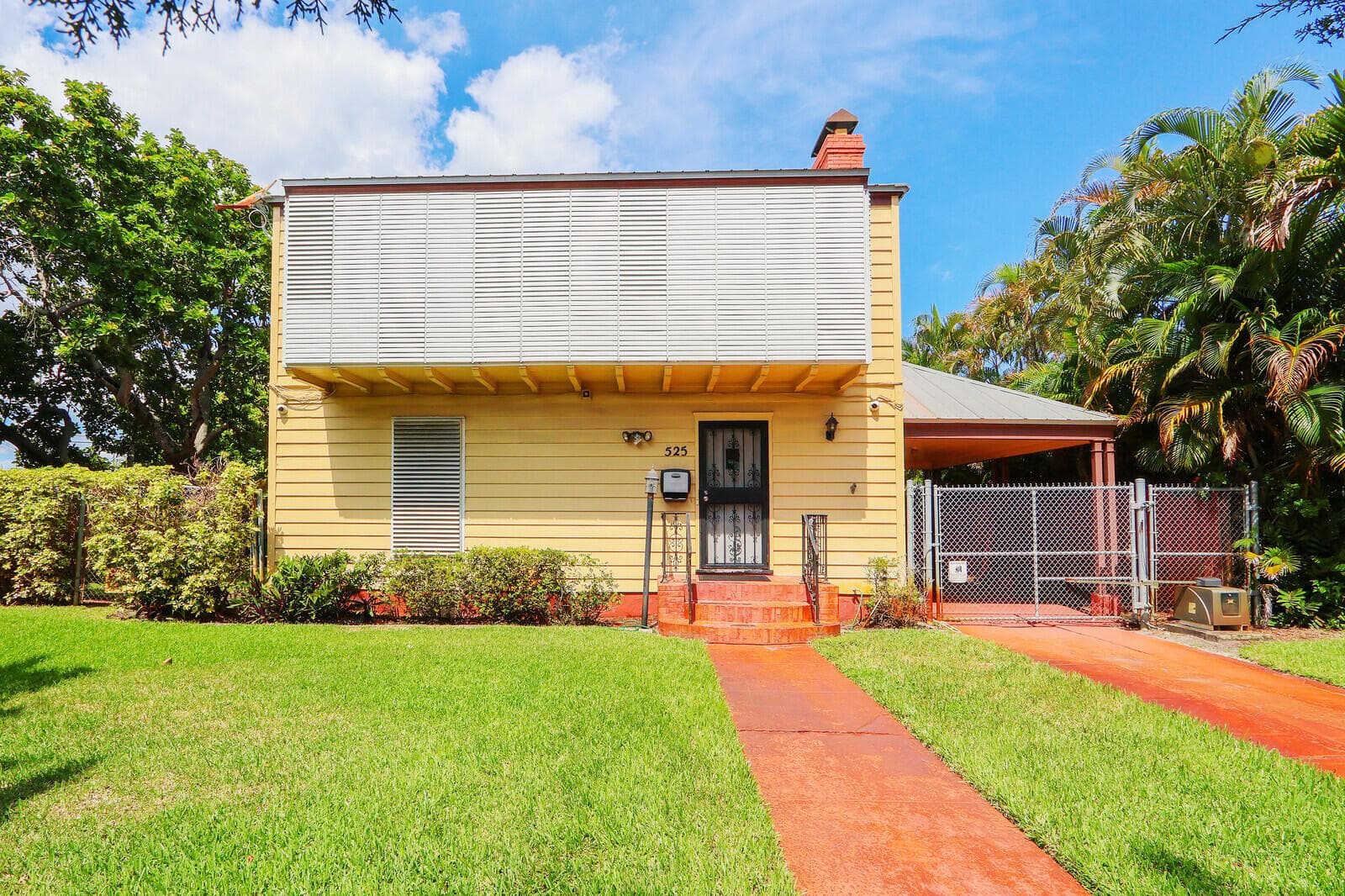 525 51ST Street, West Palm Beach FL 33407 - West Palm Beach, FL - Photo 1