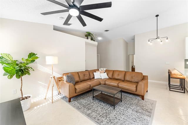 5437 NW 50th Ct, Coconut Creek FL 33073 - Coconut Creek, FL - Photo 6