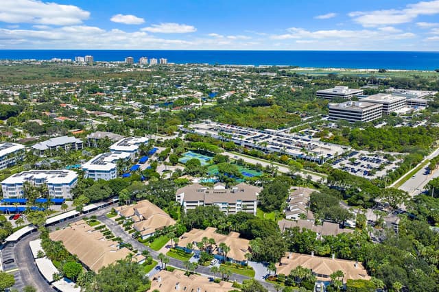 326 OAK HARBOUR Drive # 326, Juno Beach FL 33408 - Juno Beach, FL - Photo 7