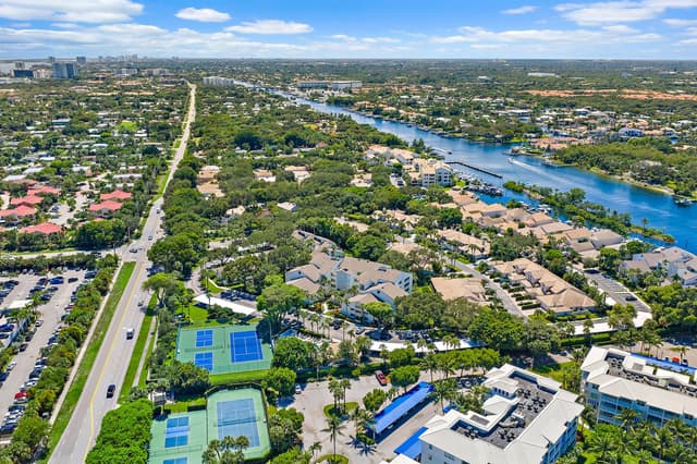 326 OAK HARBOUR Drive # 326, Juno Beach FL 33408 - Juno Beach, FL - Photo 3