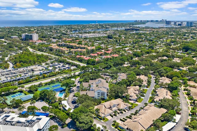 326 OAK HARBOUR Drive # 326, Juno Beach FL 33408 - Juno Beach, FL - Photo 5