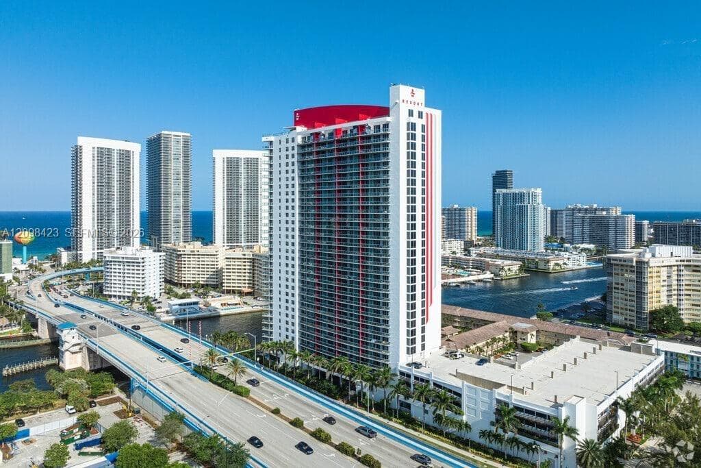 2602 E Hallandale Beach Blvd # R2203, Hallandale Beach FL 33009 - Hallandale Beach, FL - Photo 1