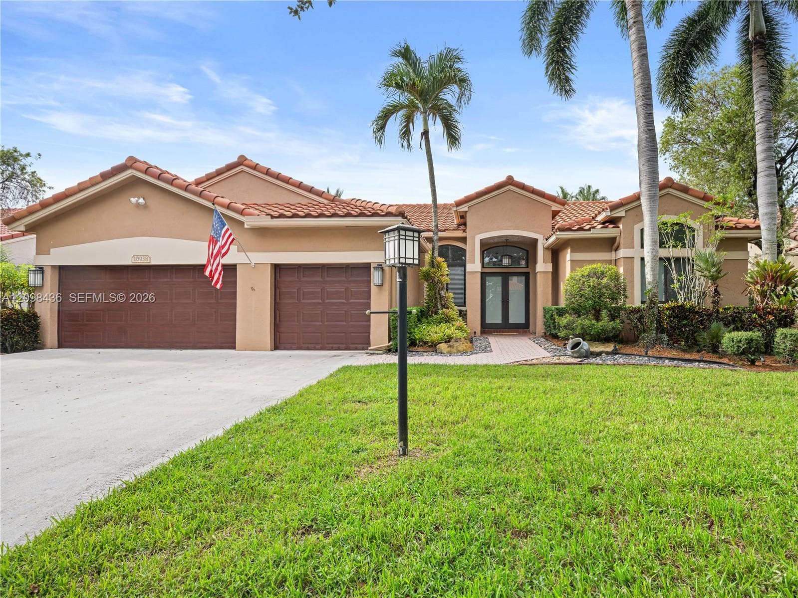 10938 Nashville Dr, Cooper City FL 33026 - Cooper City, FL - Photo 1