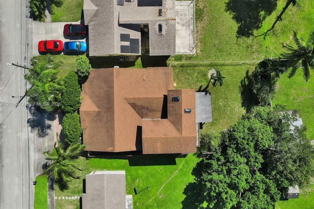 5120 SW 22nd St, West Park FL 33023 - West Park, FL - Photo 4