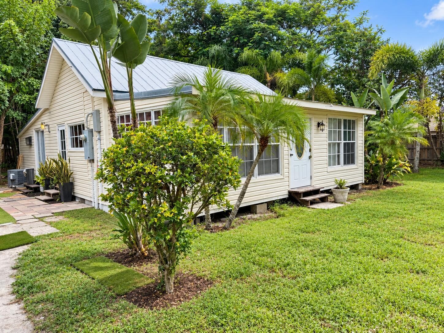 151 TEMPLE Drive, FL 33470 - Photo 1