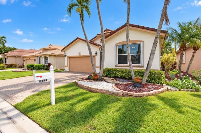 6354 Westchester Club Drive N, Boynton Beach FL 33437 - Boynton Beach, FL - Photo 2