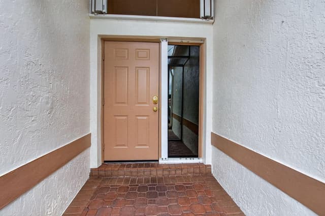 6354 Westchester Club Drive N, Boynton Beach FL 33437 - Boynton Beach, FL - Photo 5
