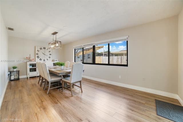 11941 NW 23rd St, Pembroke Pines FL 33026 - Pembroke Pines, FL - Photo 7