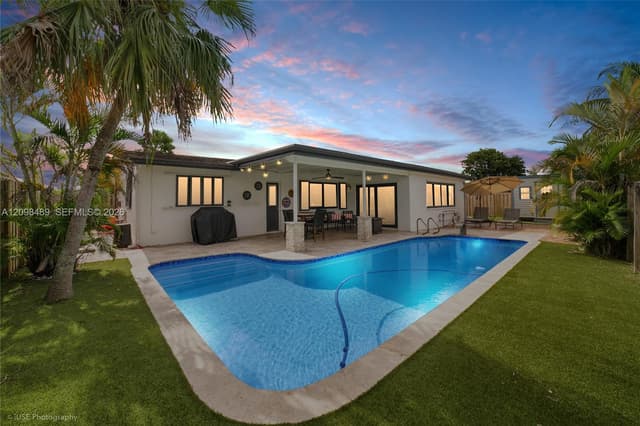 11941 NW 23rd St, Pembroke Pines FL 33026 - Pembroke Pines, FL - Photo 3