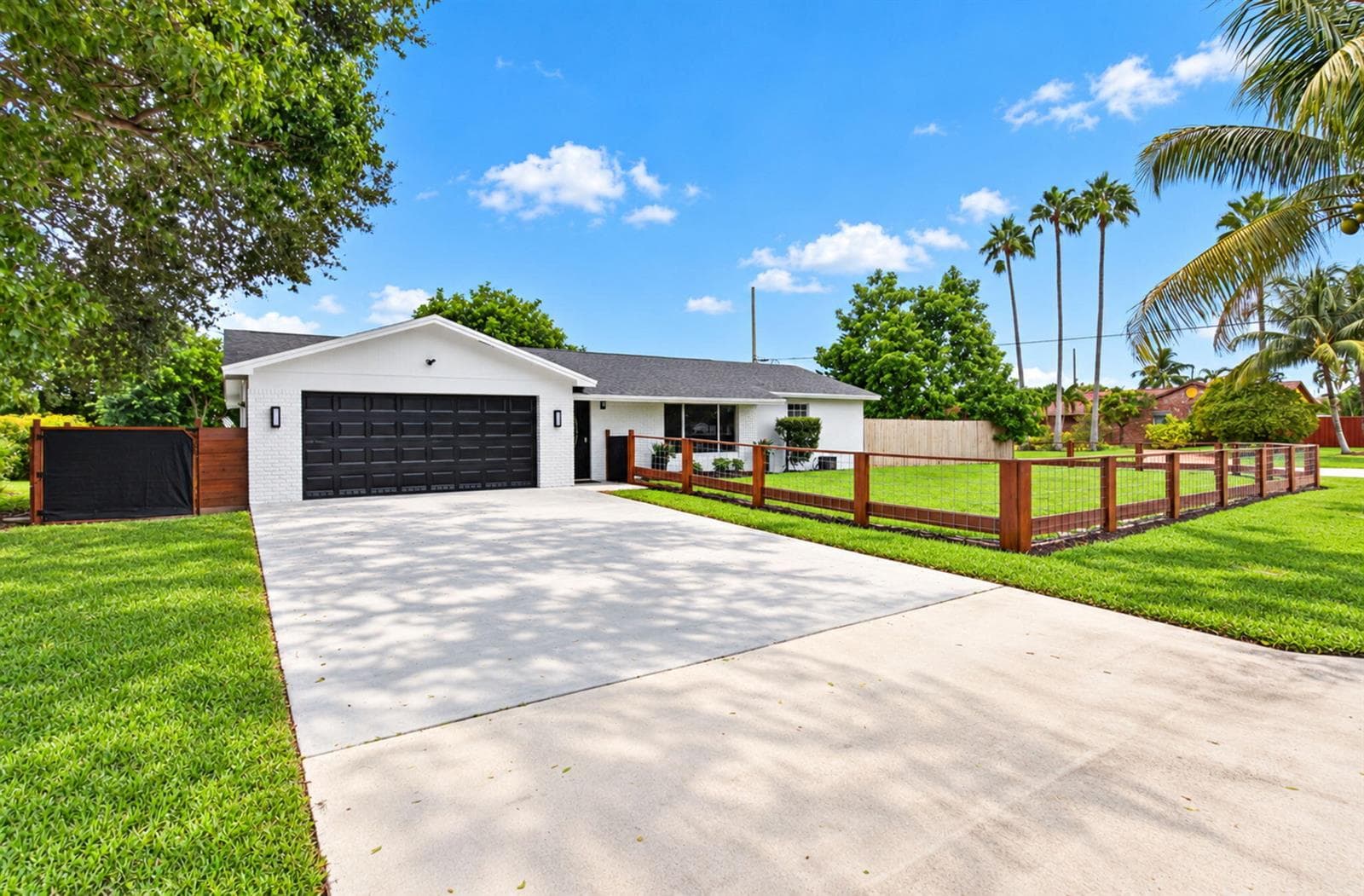 3120 MARINER Way, Lake Worth FL 33462 - Lake Worth, FL - Photo 1
