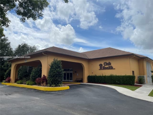 800 SW 142nd Ave # 104N, Pembroke Pines FL 33027 - Pembroke Pines, FL - Photo 4