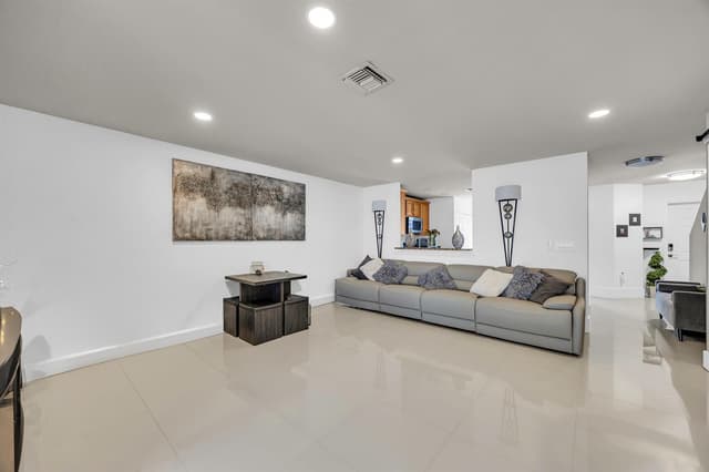 5933 MANCHESTER Way # 5933, Tamarac FL 33321 - Tamarac, FL - Photo 5