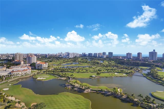 19501 W Country Club Dr # 02, Aventura FL 33180 - Aventura, FL - Photo 2
