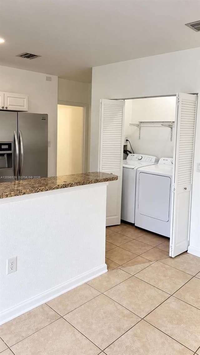 18951 SW 113th Pl, Miami FL 33157 - Miami, FL - Photo 4