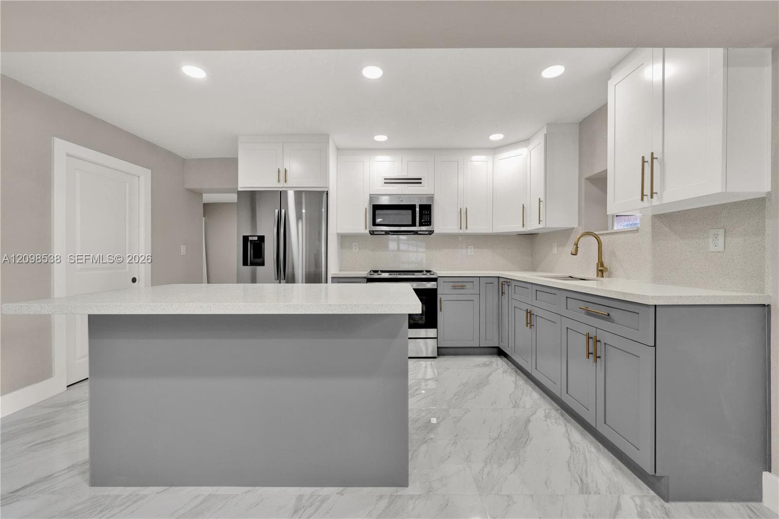 951 W 30th St, Hialeah FL 33012 - Hialeah, FL - Photo 1