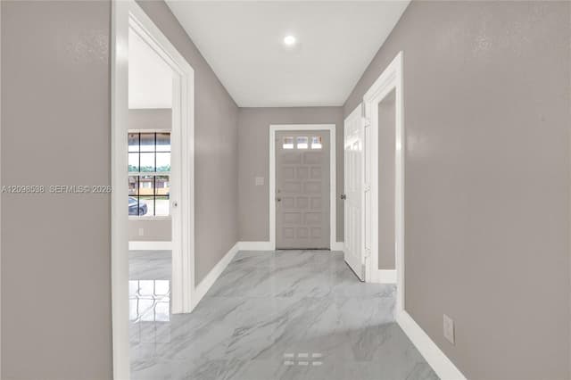 951 W 30th St, Hialeah FL 33012 - Hialeah, FL - Photo 5