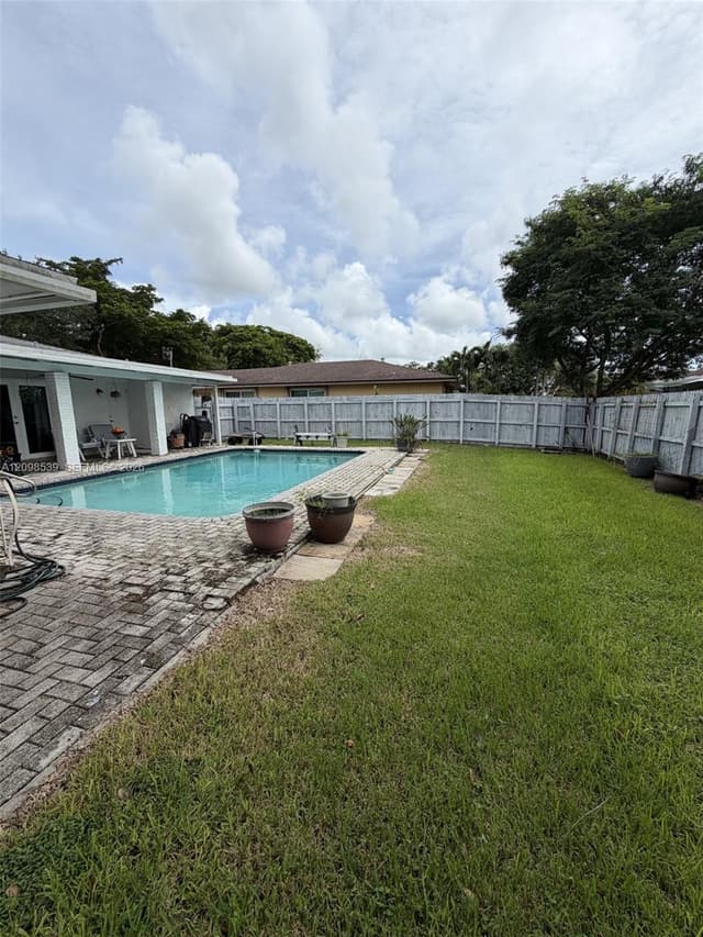 8410 SW 26th Pl, Davie FL 33328 - Davie, FL - Photo 6