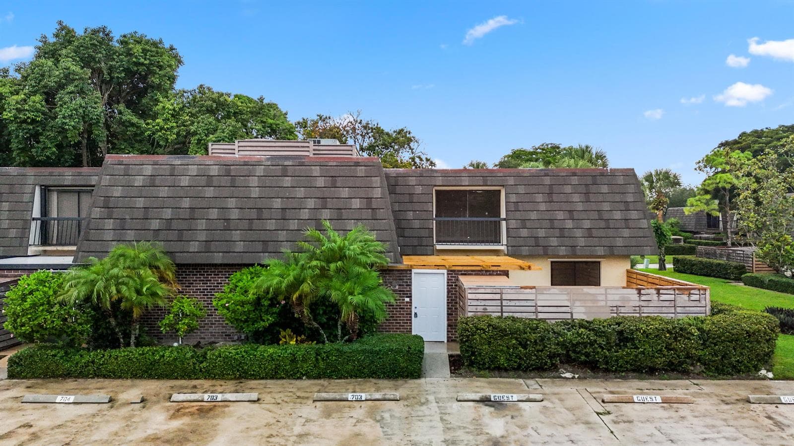 703 7th Terrace, Palm Beach Gardens FL 33418 - Palm Beach Gardens, FL - Photo 1