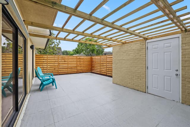 703 7th Terrace, Palm Beach Gardens FL 33418 - Palm Beach Gardens, FL - Photo 4