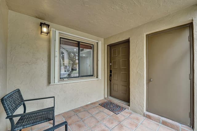 310 Lakeview Drive # 105, Weston FL 33326 - Weston, FL - Photo 2
