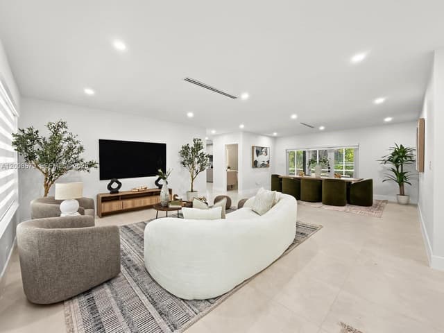 7605 SW 179th Ter, Palmetto Bay FL 33157 - Palmetto Bay, FL - Photo 6
