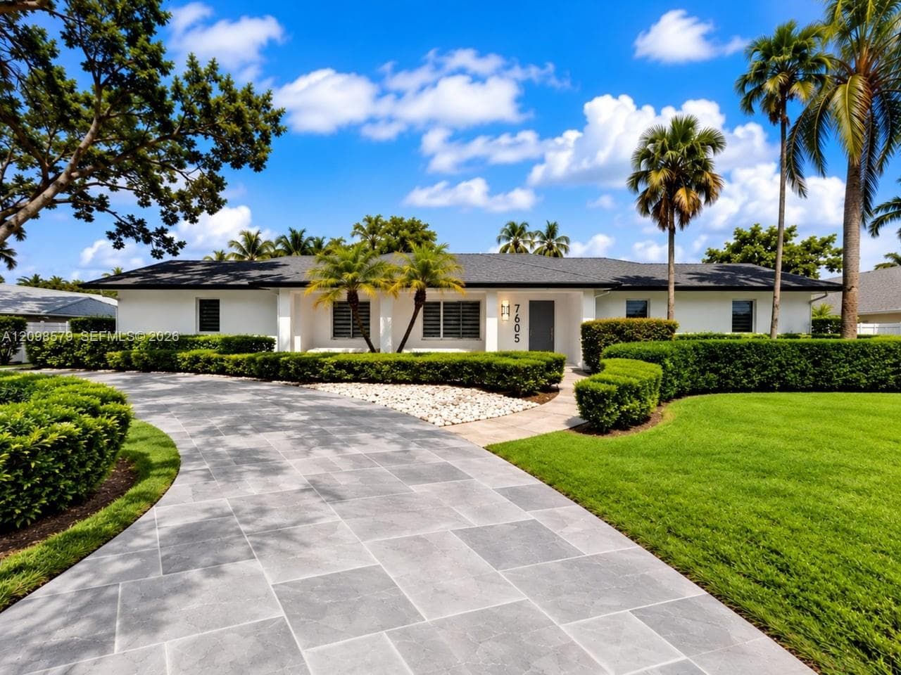 7605 SW 179th Ter, Palmetto Bay FL 33157 - Palmetto Bay, FL - Photo 1